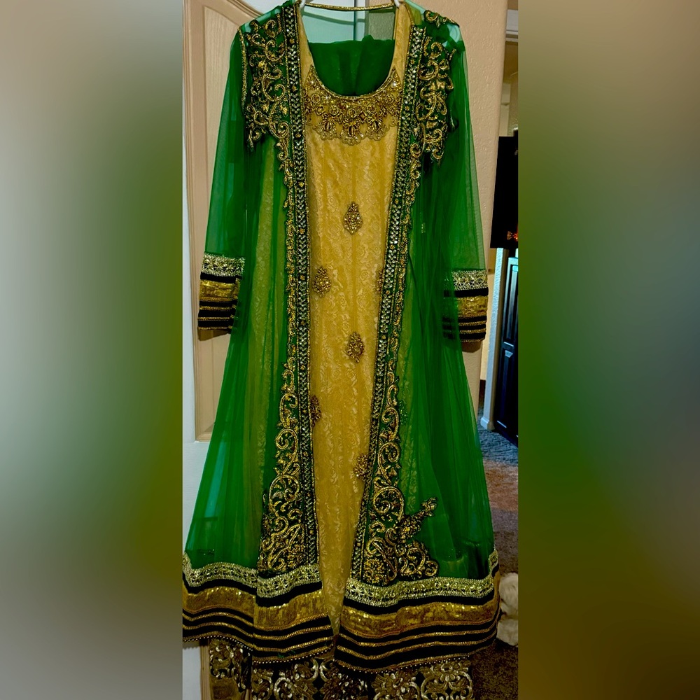 Beautiful 4 Piece Green/Fuchsia, Beige and Gold Indian Outfit